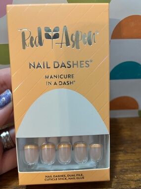 Red Aspen Nail Dashes Peach French Press-On Nails - Kaya Papaya